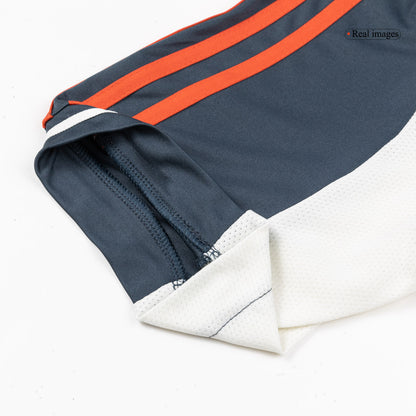 Mens Bayern Munich Jersey 2025/26